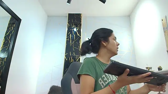 ciara connor online show from 05-15-26, 03:48
