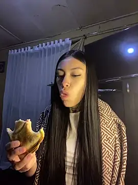 Effy Bonny online show from 03-12-25, 02:52
