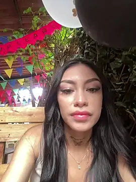 Effy Bonny online show from 03-12-25, 06:32