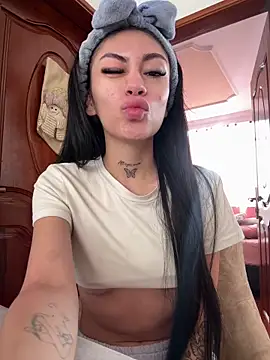 Effy Bonny online show from 12-21-25, 04:30