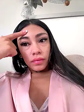 Effy Bonny online show from 12-18-25, 02:21