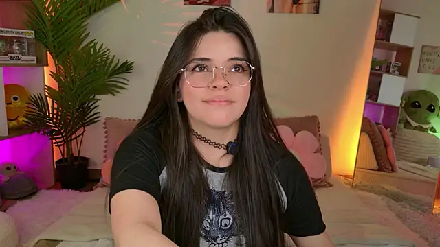 cammiefoalss online show from 09-25-25, 04:13