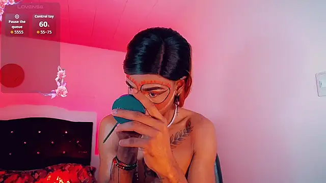 Kendall hornyy online show from 10-17-25, 07:15