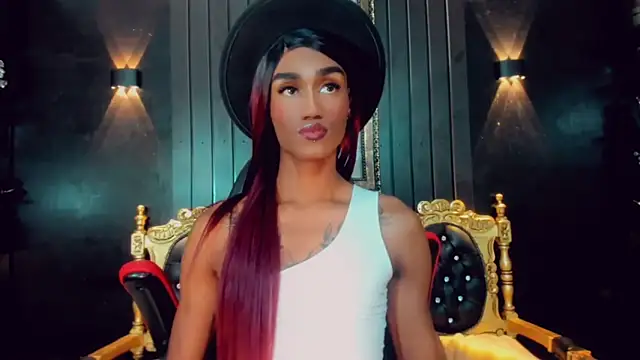 Kendall hornyy online show from 03-18-25, 07:44