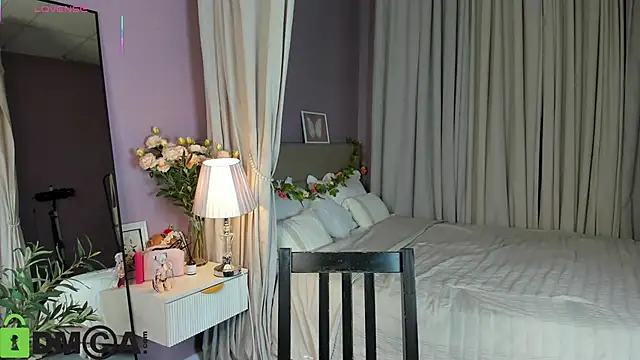 Dearly Emily online show from 04-05-26, 05:19