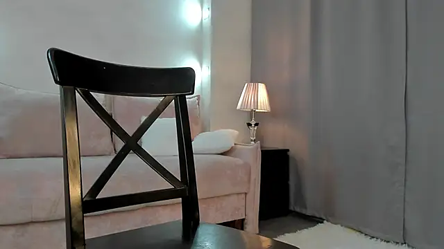 Dearly Emily online show from 03-16-25, 02:22