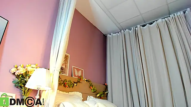 Dearly Emily online show from 10-11-25, 05:14