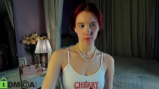 Snapshot of Dearly_Emily chatting on 01-18-26, 05:05 Dearly Emily online show from 01-18-26, 05:05