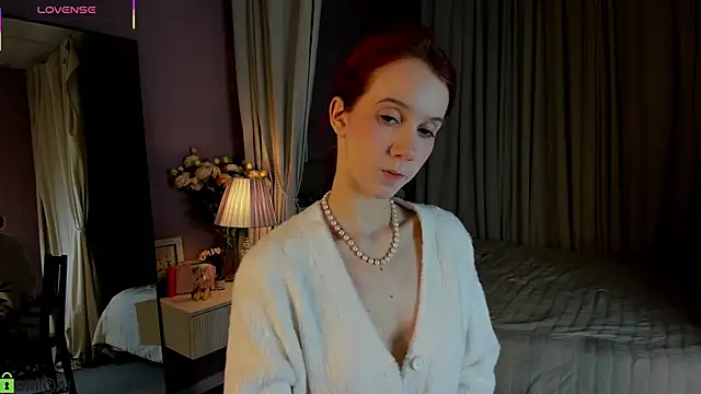 Dearly Emily online show from 04-10-26, 05:20