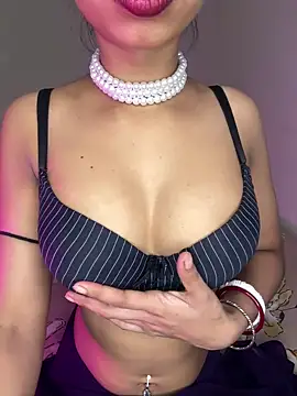 Hot-sexy222 online show from 02-04-25, 03:00