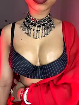 Hot-sexy222 online show from 11-01-25, 01:34