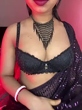 Hot-sexy222 online show from 04-17-26, 09:34