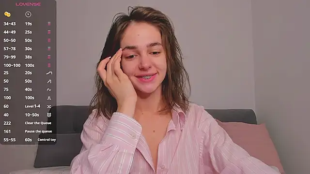 JudyAngil online show from 12-01-25, 06:14