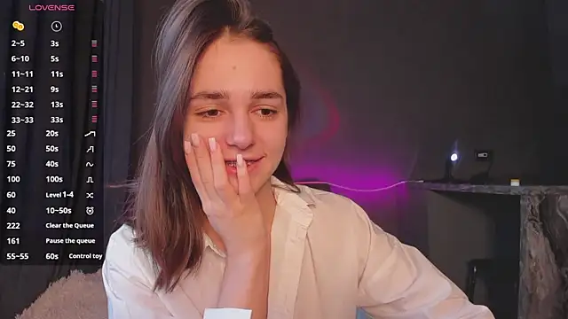 JudyAngil online show from 02-10-26, 06:23