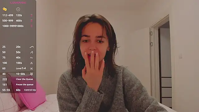 JudyAngil online show from 11-06-25, 06:28