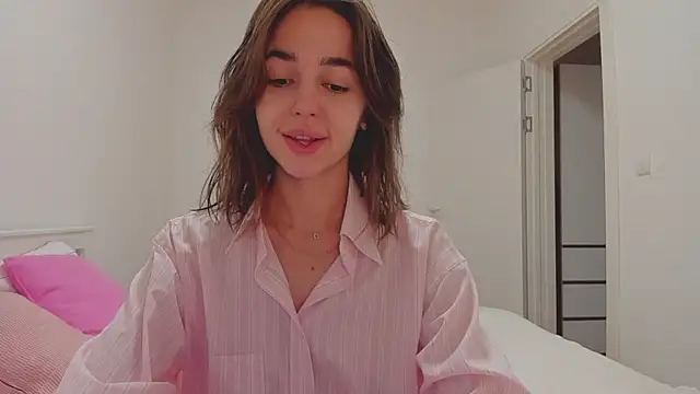 JudyAngil online show from 11-11-25, 06:19