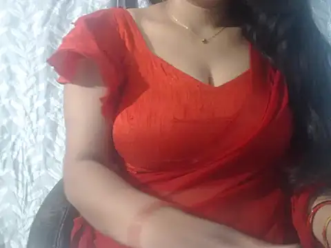 cute-priy online show from 12-17-25, 05:23