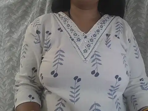 cute-priy online show from 07-23-26, 05:49