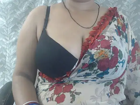 cute-priy online show from 07-02-26, 04:29