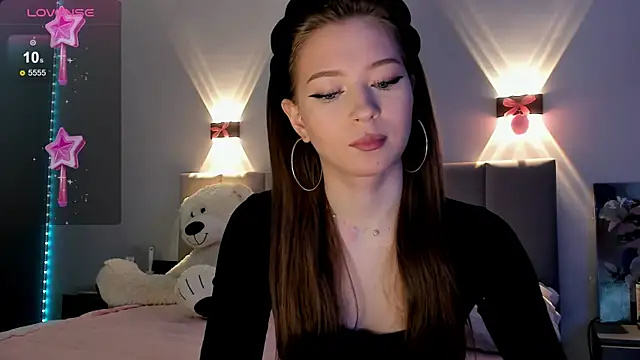 Snapshot of diana_nier chatting on 09-22-25, 07:09 diana nier online show from 09-22-25, 07:09