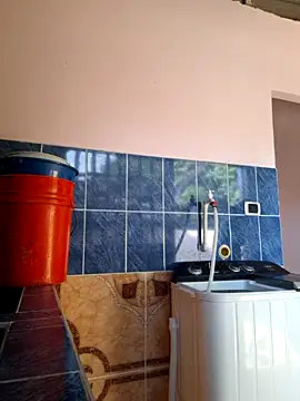 sexy-latin10 online show from 10-24-25, 08:41