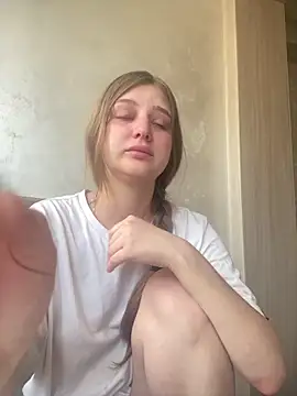 MollyDolle online show from 06-15-26, 10:26