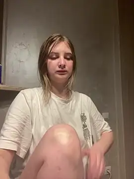 MollyDolle online show from 06-14-26, 05:14