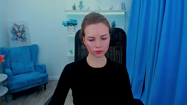 MileyWings online show from 11-17-25, 11:25