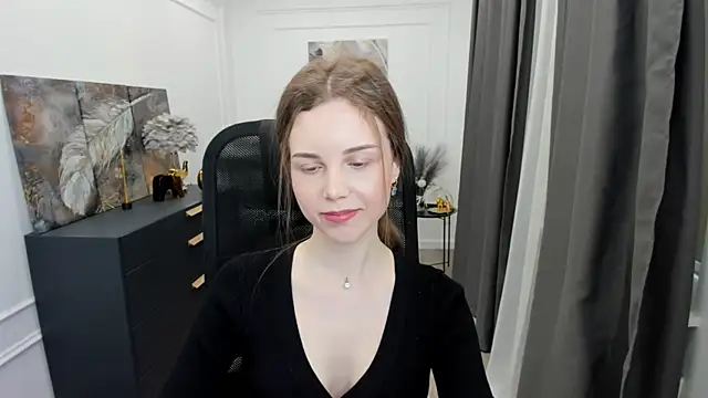 MileyWings online show from 04-26-26, 11:40