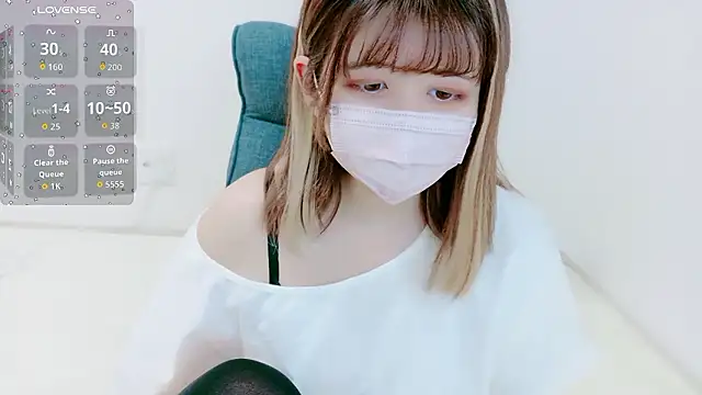 MoMoka jp online show from 04-01-26, 12:17