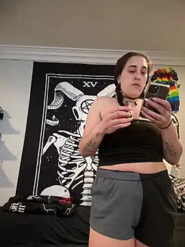 ThicBunz online show from 06-01-26, 04:50