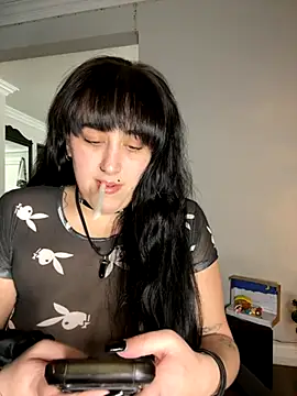 ThicBunz online show from 12-05-25, 05:22