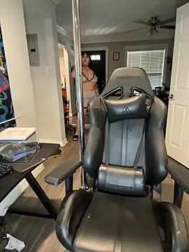 ThicBunz online show from 11-14-25, 02:54