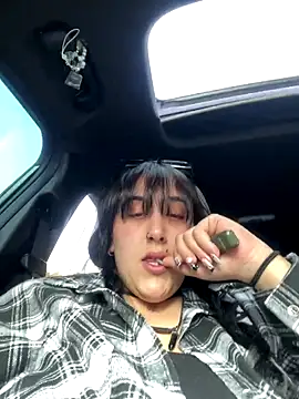 ThicBunz online show from 10-19-25, 04:54