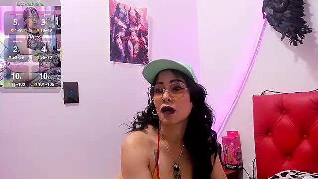 Snapshot of staacy37 chatting on 09-10-25, 07:13 staacy37 online show from 09-10-25, 07:13