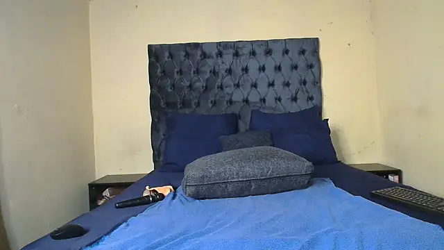 CANDY-X-LOVE-xx online show from 10-21-25, 06:51