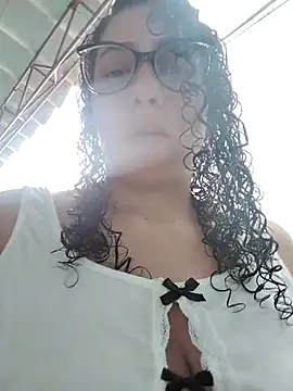 aixa 15 online show from 09-26-25, 02:24