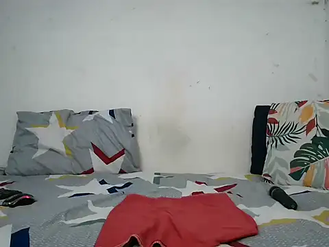 BIGTITTISXXX online show from 04-24-26, 08:05