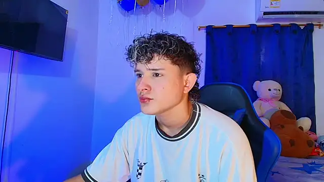 Nathan Bluee online show from 03-03-26, 05:20