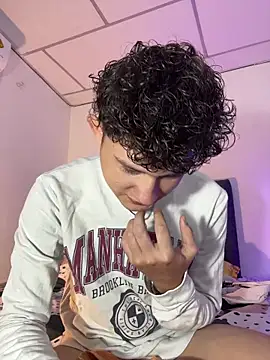 Nathan Bluee online show from 10-31-25, 03:41