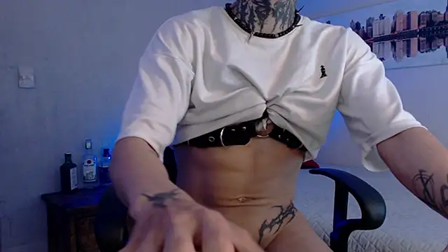 Snapshot of Andy_bapho chatting on 02-05-25, 05:20 Andy bapho online show from 02-05-25, 05:20