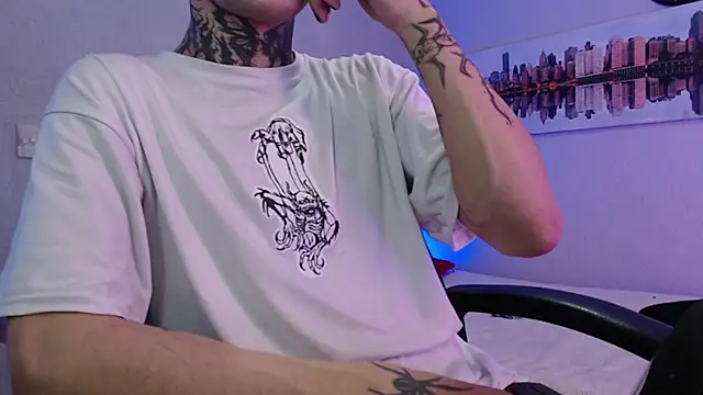 Snapshot of Andy_bapho chatting on 01-31-25, 03:11 Andy bapho online show from 01-31-25, 03:11