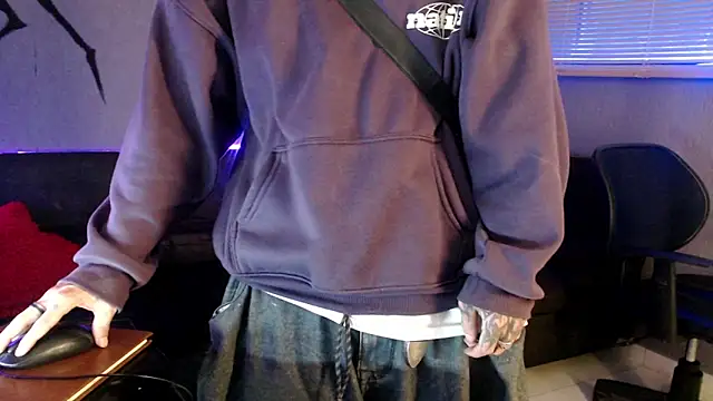 Snapshot of Andy_bapho chatting on 10-03-25, 02:07 Andy bapho online show from 10-03-25, 02:07