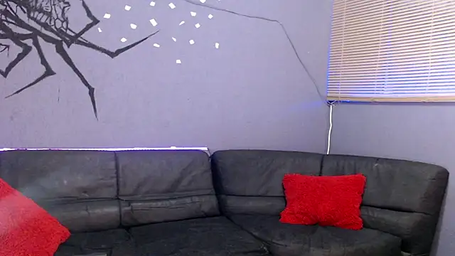 Snapshot of Andy_bapho chatting on 09-22-25, 02:12 Andy bapho online show from 09-22-25, 02:12