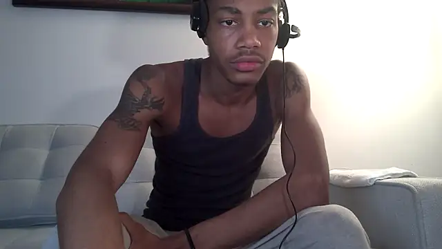 Skinnyblackman online show from 10-17-25, 10:55