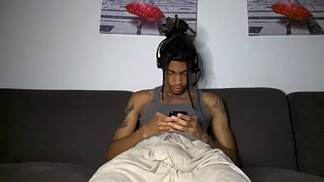 Skinnyblackman online show from 01-14-26, 03:32