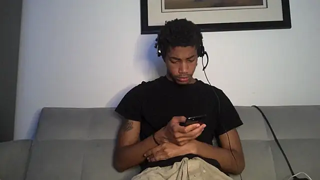 Skinnyblackman online show from 12-14-25, 03:35