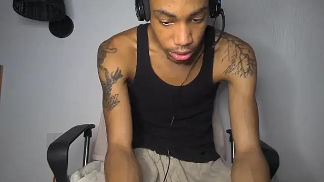Skinnyblackman online show from 06-12-26, 02:31