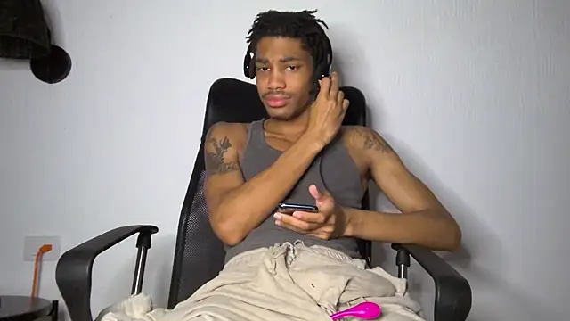 Skinnyblackman online show from 07-10-26, 04:01