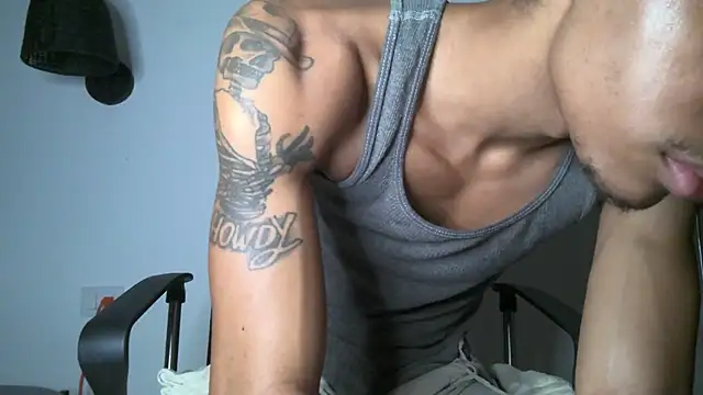 Skinnyblackman online show from 06-25-26, 05:12